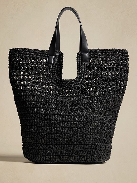 Paper Straw Shopper Tote | Banana Republic Factory Straw Tote Bag, Crochet Bags Purses, Picnic In The Park, Straw Tote, Banana Republic Factory, Paper Straws, A Day At The Beach, Shopper Tote, Crochet Purses