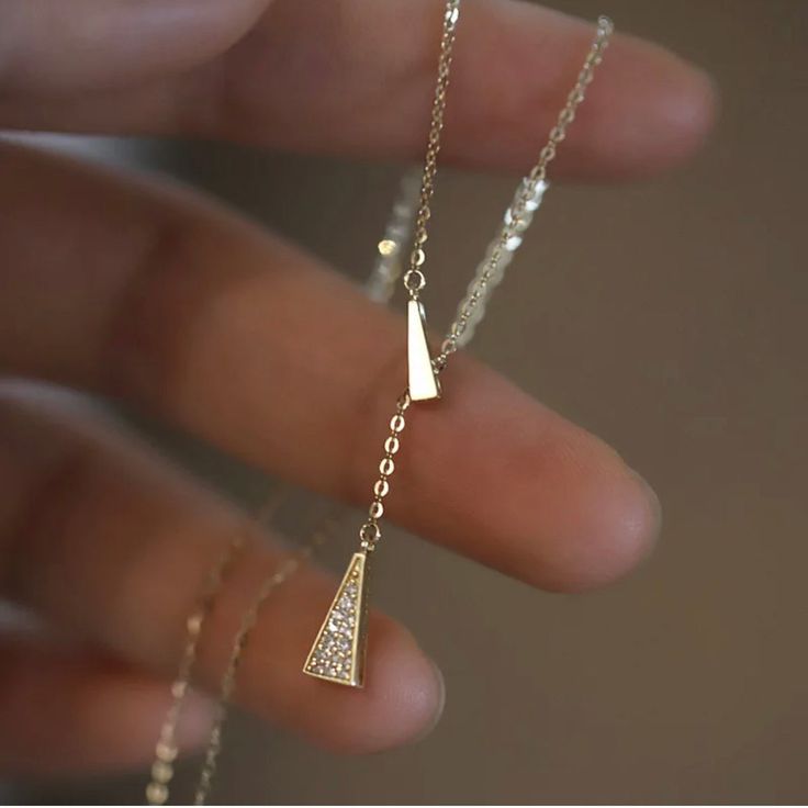 Beautiful Stainless Steel Necklace plated in 18k gold with a triangle encrusted with CZ diamonds. Chain Necklace Women, Paired Jewelry, Stacked Necklaces, Chic Necklace, Gold Long Necklace, Triangle Pendant, 14k Gold Necklace, Cz Pendant, Necklace Women