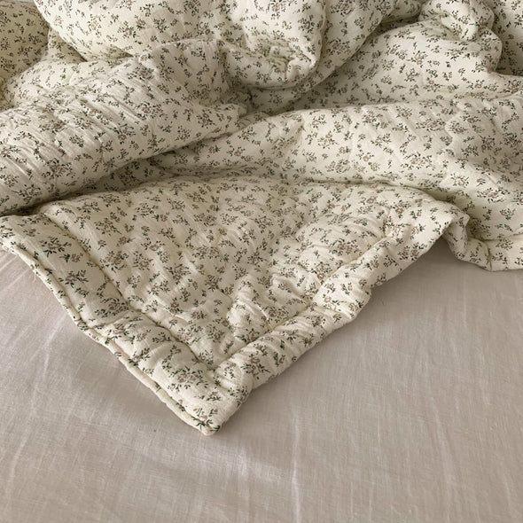 Quilted Blanket - Darlings buds Floral - Child Boutique Floral Blankets, Claremont House, Room Moodboard, Floral Throw Blanket, Future Bedroom, Cot Blankets, Childrens Clothing Stores, Quilted Blanket, Single Beds