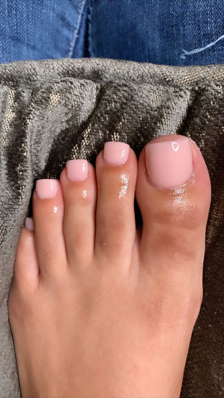 Pink Toe Nails, Pink Pedicure, Feet Nail Design, Medical Journal, Gel Toe Nails, Acrylic Toe Nails, Acrylic Toes, Toe Nail Color, Punk Nails