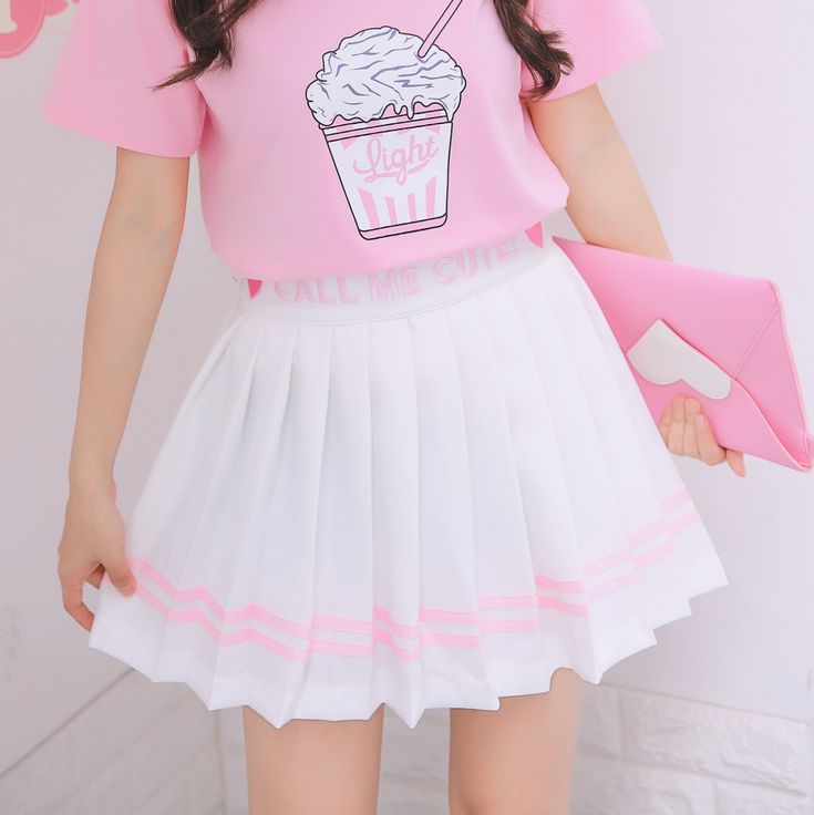 Cute White School Bottoms, White Harajuku Style Mini Skirt, White Harajuku School Bottoms, Pink Harajuku Style Skort, White Harajuku Style School Bottoms, Spring Kawaii Fitted Mini Skirt, Pink Harajuku Mini Skort, Fitted Kawaii Mini Skirt, Pink Harajuku Fitted Skort