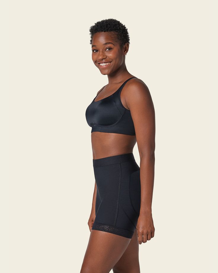 The Everyday Bra is the perfect combination of coverage, comfort, and support. It's super soft to the touch and has light structure. The back, underbust band, and sides are lined in our signature PowerSlim® fabric for a smoothing effect. It has wireless, pocketed cups with fixed contour padding for a more rounded look, naturally. High coverage under the arms, in the front, and in the back for complete confidence. It has adjustable, flat straps that can be worn classic or criss-cross. This daily Micro-elastic Sports Bra With Built-in Bra, Shaping Sports Bra With Built-in Support, Full Coverage Sports Bra With Removable Pads, Supportive Stretch Bra With Built-in Padding, Shapewear Style Push-up Sports Bra With Medium Bust Support, Fitted Full Coverage Sports Bra With Built-in Padding, Fitted Push-up Sports Bra With Medium Bust Support, Compressive Bra With Built-in Padding, Shaping Push-up Sports Bra With Medium Support