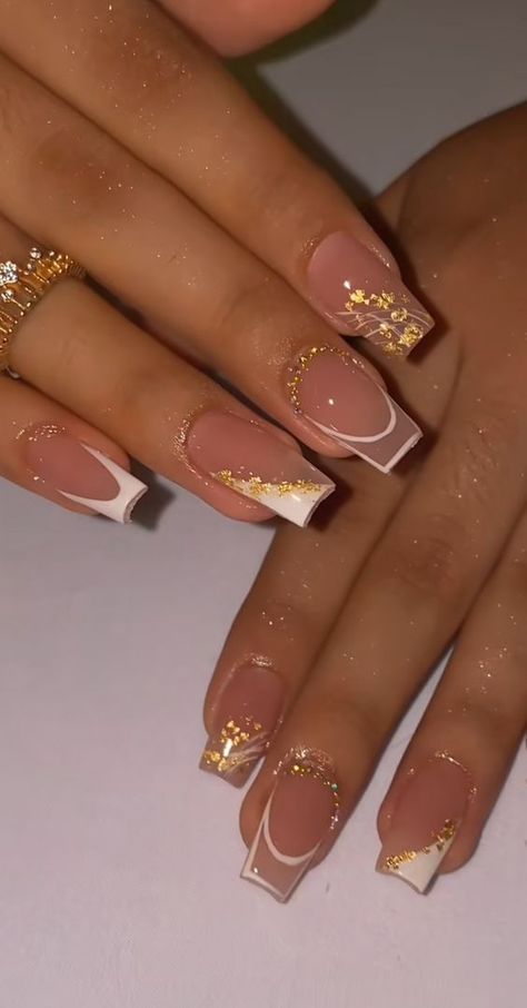 #nail design #nail inspo #elegant nails #nails #elegant nails #trendy nails #minimalist nails #cool nail inspo #nails idea #nude nail designs Nails With Gold, Gold Acrylic Nails, Fancy Nails Designs, Girly Acrylic Nails, Acrylic Nails Coffin Pink, Unique Acrylic Nails, Acrylic Nails Coffin Short, Short Acrylic Nails Designs, Pink Acrylic Nails