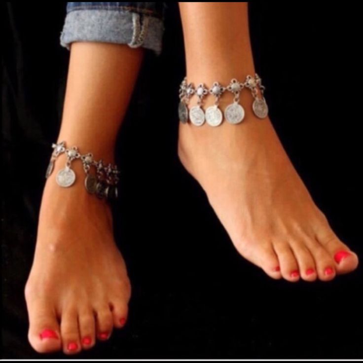 Turkish Coin Anklet Stunning Antique Brushed Silver Bohemian Coin Anklet. Can Also Be Worn As A Bracelet Anklet Measures Approx " 6" Long With 2.5" Extender Chain Please Note This Isn't Child Of Wild Bohemian Anklets For Party, Bohemian Adjustable Anklets, Metal Anklets For Festival, Bohemian Ankle Wrap Bracelet, Coin Anklet, Boho Mode, Ankle Jewelry, Anklets Boho, Turkish Jewelry