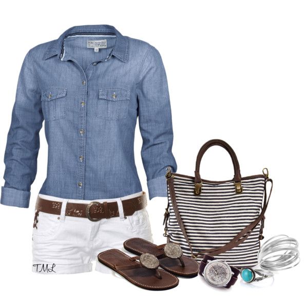 summer outfit; love the white shorts with dark tan shoes Mode Tips, Mode Hippie, Summer Shorts Outfits, Tan Shoes, Mode Casual, French Chic, Dark Tan, Outfit Combinations, Komplette Outfits