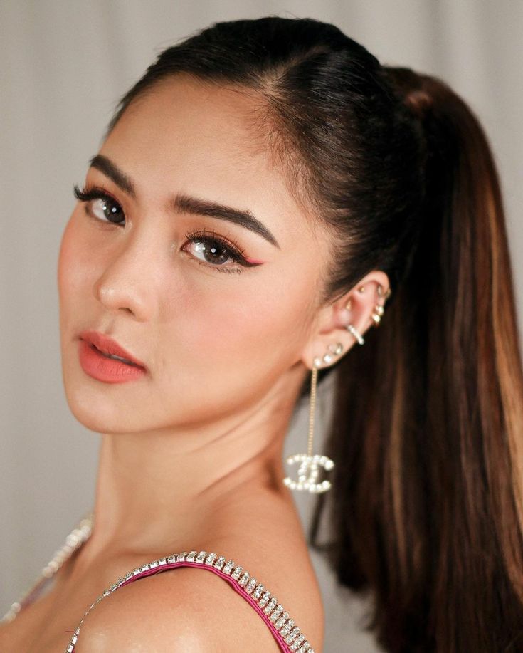 Kim Chiu, Li Bingbing, Filipino Actress, Star Magic, Talent Agency, April 19, Makeup Inspo, Asian Beauty, Philippines