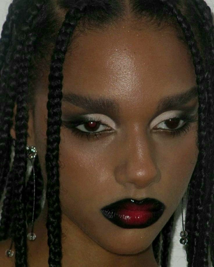 Witch Makeup Black Women, Goth Bride Makeup, Goth Makeup Black Women, Web Eyeliner, Trad Goth Makeup Black Women, Red And Black Makeup, Gothic Makeup On Black Women, Punk Makeup Looks, Whimsigoth Makeup