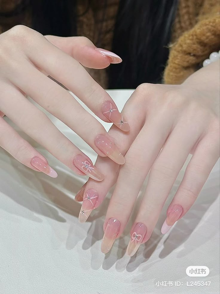 Nail Hồng Pastel, Nails Tay, Unique Manicure, Asian Nails, Hello Nails, Hard Nails, Nail Box, Pretty Gel Nails, Really Cute Nails