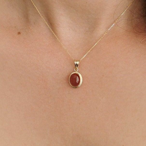 Agate Necklace*14K Dainty Gold Necklace For Women İnitial Birthday Jewelry*For Mom Birthstone Necklace Wedding JewelryA *  # Features * Gram:2.50 gr(approximate weight) * Size:45cm  * Production Method:Casting * 14 K (0,585 in gold) * Closure :Spring ring * Chain:Forse *Special Gift Box  *Like all precious jewels,it comes in its own gift box. *Can include a little gift note  *The Gold Body Of the Polished By Hand. *Available in White gold or Rose Gold choosing *Products invoiced. You can buy con Classic Carnelian Jewelry For Anniversary, Elegant Carnelian Gemstones As A Gift, Elegant Carnelian Gemstones For Gifts, Elegant Carnelian Gemstones As Gifts, Dainty Oval Cabochon Jewelry For Anniversary, Carnelian Oval Jewelry For Anniversary, Oval Carnelian Jewelry As A Gift, Oval Carnelian Jewelry For Anniversary, Oval Carnelian Jewelry For Gift