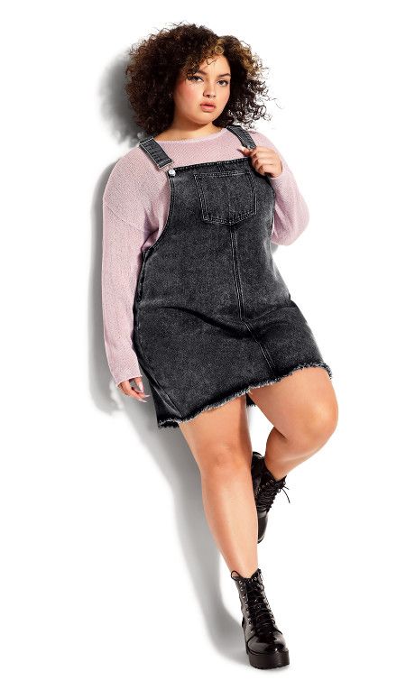 Denim Pinafore Dress - black Denim Pinafore Dress Outfit, Pinafore Dress Outfit, Pinafore Outfit, Denim Pinafore Dress, Denim Pinafore, Colorful Sweatshirt, Effortless Outfit, Curve Fashion, Latest African Fashion Dresses