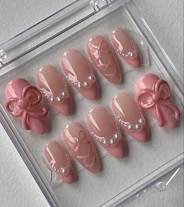 Almond Nails Pink, Fake Nails Designs, Asian Nails, Hello Nails, Beauty Nails Design, Gel Nails Diy, Girly Acrylic Nails, Blush Nails, Pretty Gel Nails