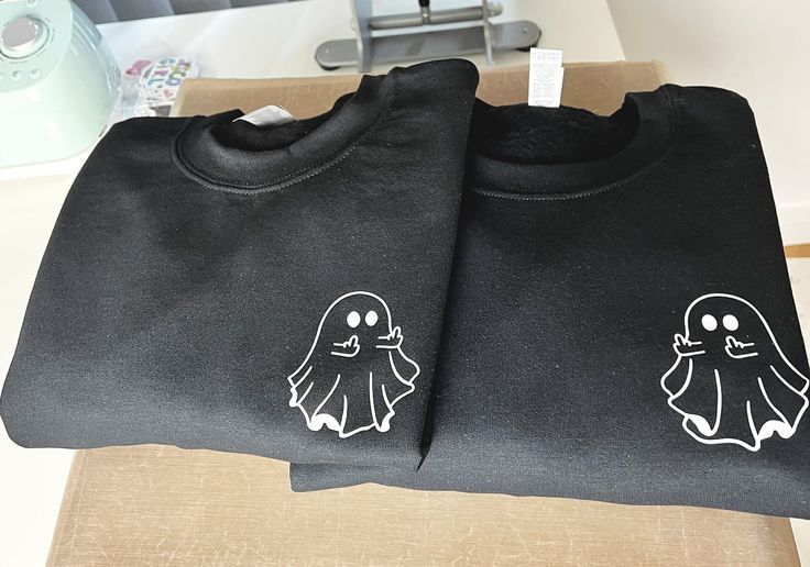 Matching Sibling Hoodies, Best Friend Hoodies For 2, Matching Hoodies For Best Friends, Matching Shirts For Best Friends, Hairstyles Dance, Friend Hoodies, Best Friend Sweatshirts, Best Friend Hoodies, Best Friends Matching