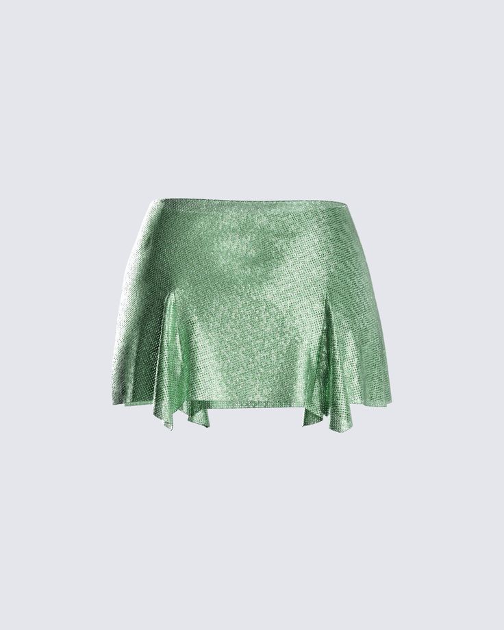 The party really won't start until you walk in with this green chainmail mini skirt ⚡️Make your presence known, and needed 😉 Chic Easter Outfit, Rhinestone Mini Skirt, Skirt Png, White Corset Dress, Shiny Skirts, Rhinestone Skirt, Sparkly Skirt, Strapless Ruffle Dress, Sparkle Skirt