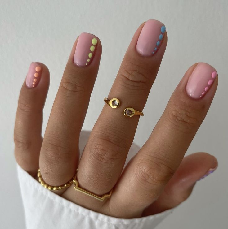 Spring Nail Ideas, Simple Spring Nails, Sky Nails, Cute Spring Nails, Simple Acrylic Nails, Dots Nails, Cute Gel Nails, Bright Nails, Shellac Nails