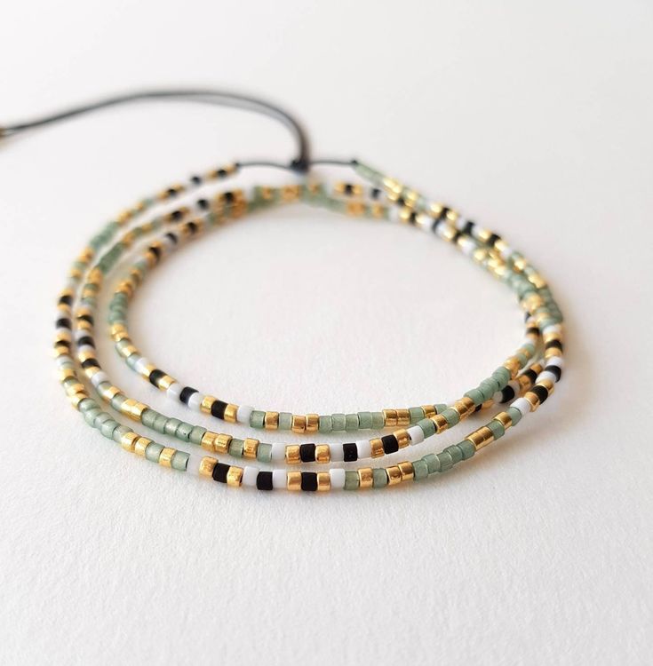 Wrap Armband, Multi Wrap Bracelet, Classy Necklace, Miyuki Bracelet, Diy Jewelry Necklace, Elegant Color, Green Jewelry, Beaded Jewelry Patterns, Beaded Bracelets Diy