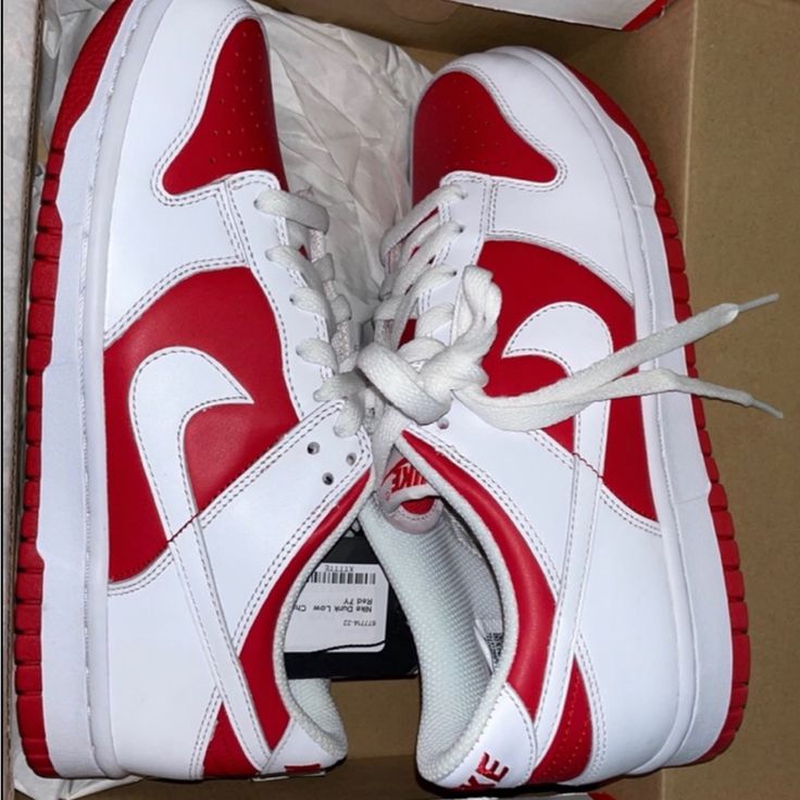 Nike Championship Red Reverse Dunks, Never Worn. Too Big So Selling. Youth/Mens 7 = Womens 8.5 Per Nike Sizing Chart. Paid $220 Plus For These. Red Shoes Nike, Nike Dunk Low University Red, Red Dunks, Fire Shoes, Pretty Sneakers, Red Trainers, Dr Shoes, Pretty Shoes Sneakers, All Nike Shoes