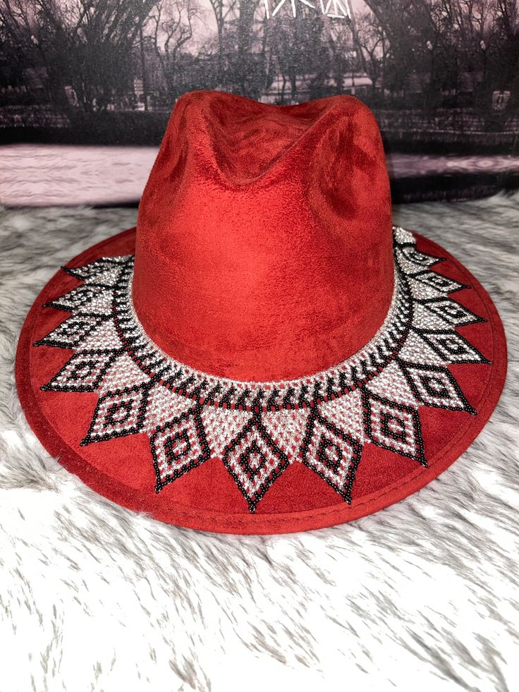 Beautiful handmade toquillas handmade by Mexican artisans, you have an old and lifeless hat, give it a new and fun touch with a handmade toquilla. It can also be worn as a necklace.  DOES NOT INCLUDE HAT. Mom Photos, Hats For Sale, Beautiful Dolls, Dog Collar, Morocco, Caps Hats, Accessories Hats, Porter, Etsy Accessories