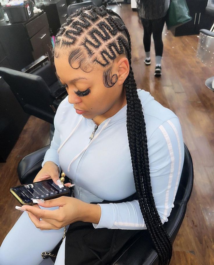 Snake Braids Black Women, Snake Stitch Braids, Snake Straight Back Braids, Snake Cornrows Braids, Stick Braids To The Back, Zig Zag Part Braids, Straight Backs Braids, Snake Cornrows, 20 Straight Back Braids