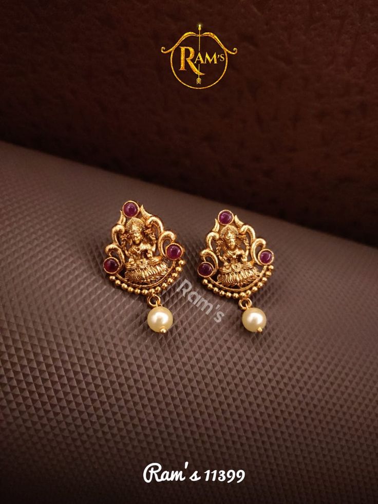 Antique Lakshmi Earrings, Lakshmi Studs Gold, Earrings Models Gold, Gold Earrings Designs For Daily Use For Women, Daily Wear Earrings Gold Indian Latest, Lakshmi Earrings Gold, 2 Gm Gold Earrings, Small Buttalu Earrings Gold, Simple Earrings Gold Indian