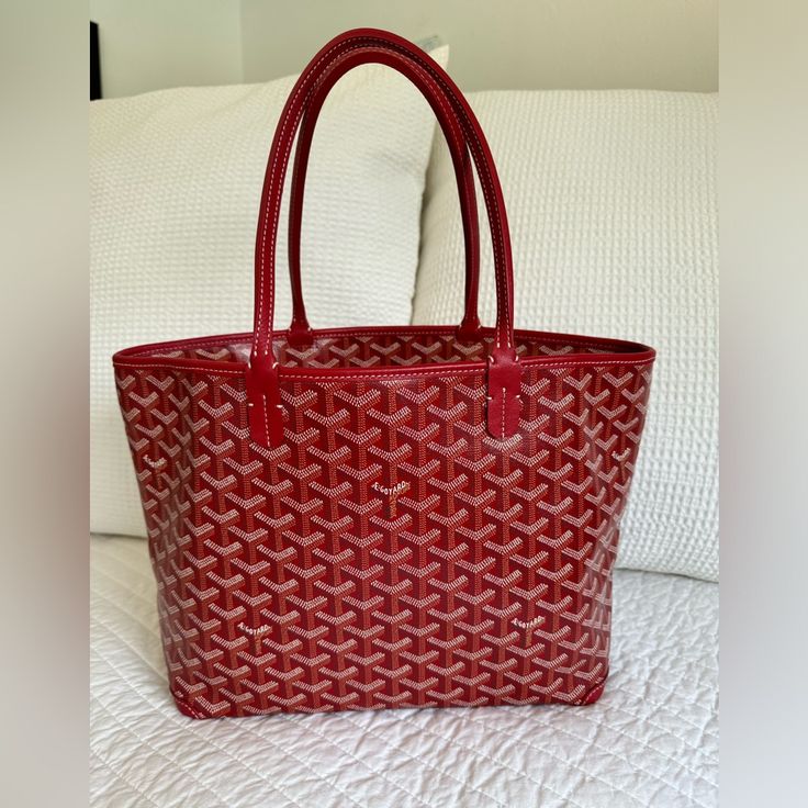 Goyard Artois Mm Bag In Red. Never Been Used. Amazing Condition ! Orange Goyard, Red Goyard Tote, Orange Goyard Bag, Goyard Mini Anjou Blue, Goyard Vendome Mini, Designer Totes, Goyard Bag, Body Stickers, Black Leather Tote