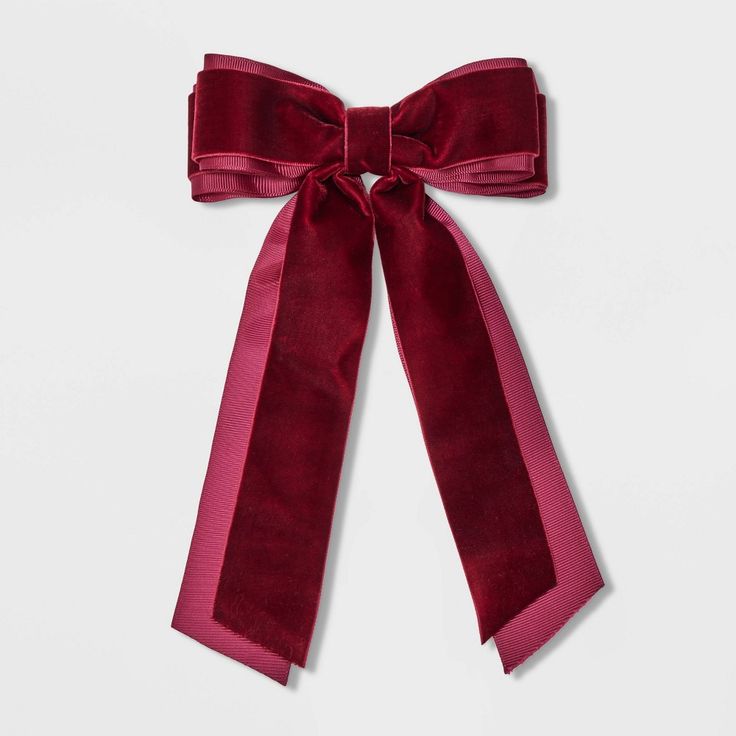 The Girls' Velvet Double Bow by art class™ is a sophisticated and stylish accessory perfect for any occasion. Made from soft velvet, this double-layered bow adds elegance and charm to any outfit. The sturdy clip ensures a secure and comfortable fit, making it great for all-day wear. Whether for parties, holidays or dressing up a casual look, this high-quality bow is a beautiful addition to any young girl's accessory collection. art class™ - One-of-a-kind looks for the one and only you. Hair Twisters, Light Grey Leggings, Layered Bow, Bow Art, My Christmas List, Christmas Pics, Toddler Bows, Double Bow, Velvet Hair