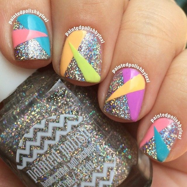 Nails Neon With Glitter Nails, Unique Nail Art Ideas, Wild Nails Designs, Disco Nail Art, 80s Nail Designs, Wild Nail Designs, Wild Nails, Neon Shapes, 80s Nails