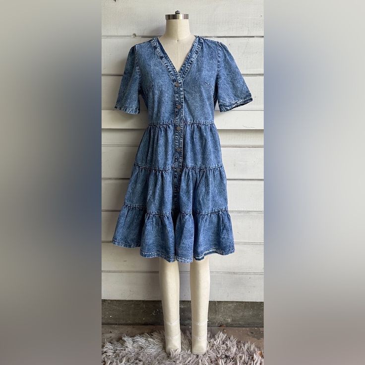 Acid Wash Tiered Junior Denim Dress. Acid Wash, Denim Dress, Dress Length, Color Blue, Mini Dress, Womens Dresses, Women Shopping, Blue, Clothes