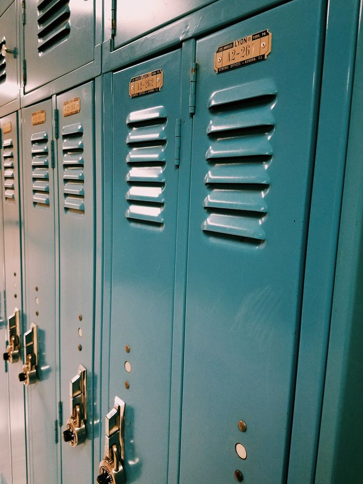 rows of blue lockers lined up against each other