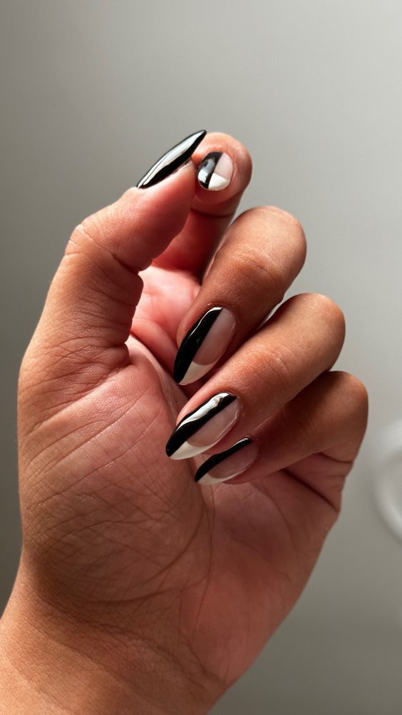 Half Black Nail Design, Black And White Split Nails, Half Nails Design, Half French Half Full Nails, Half And Half Nail Color, Half French Tip Nails Half Solid, Half Black Nails, Half And Half Nails Designs, Half Black Half White Nails