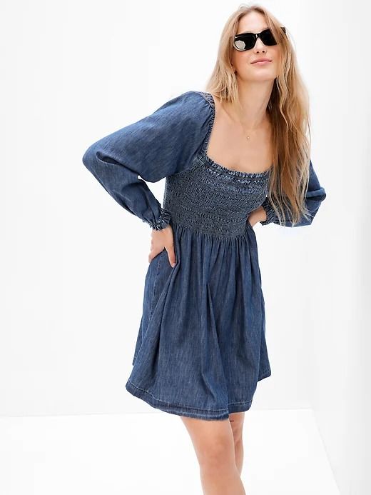 Discover great products at the best prices at Dealmoon. Denim Puff Mini Dress. Price:$25.00 Denim Short Dress, Puff Mini Dress, Friendly Outfits, Gap Denim Shorts, Dress Square Neck, Denim Short Dresses, Puff Dress, Safe Journey, Water Saving