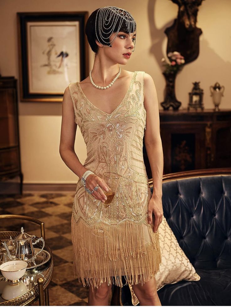 1920s Outfit Ideas Party, Modern 20s Fashion, Modern 1920s Fashion, 1920 Outfit Ideas, Gatsby Party Outfit Women, Roaring 20s Outfit, 1920s Outfit Ideas, Great Gatsby Outfits, 1920s Outfit