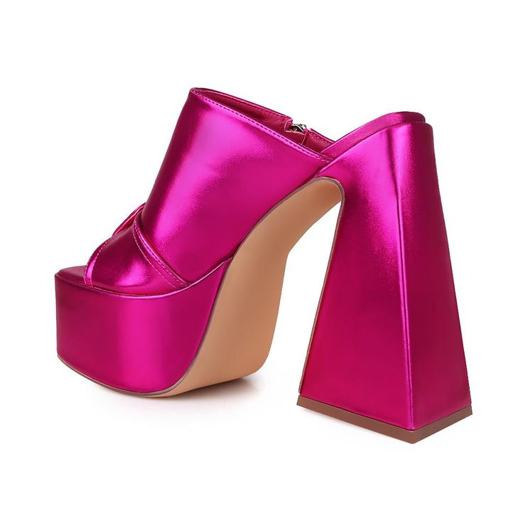 Trendy Open Toe Heels, Padded Heel Medium Width Heels, Modern Spring Heels With Round Toe, Modern Heels With Padded Heel, Casual Sandals For Fall Party, Party Heels Medium Width, Spring Wide Fit Open Toe Heels, Casual Sandals For A Night Out, Casual Heels With Padded Heel