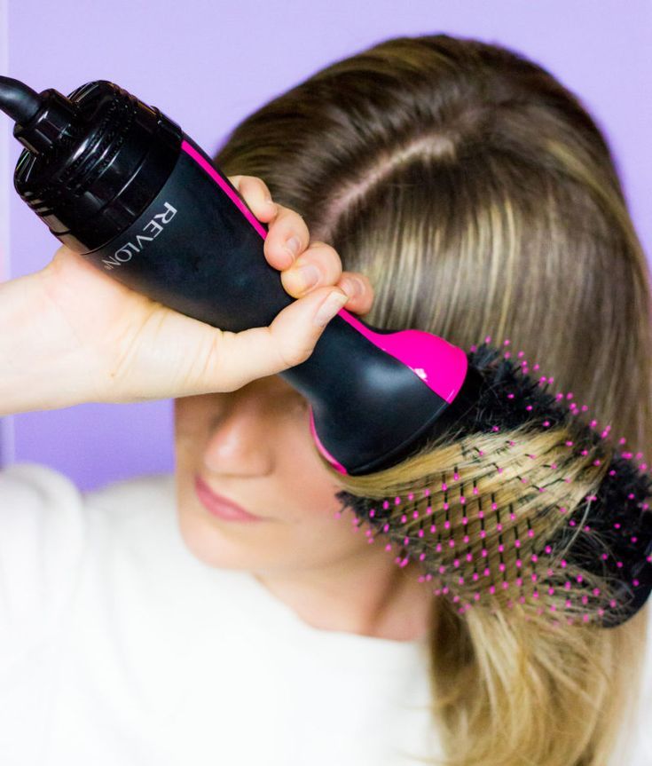 Blowout Diy, Blowout Tips, At Home Blowout, Home Blowout, Brush Blowout, Revlon Hair Dryer Brush, Blowout At Home, Sleek Blowout, Blowout Hair Tutorial