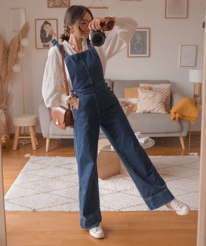 Cute Modest Outfits, Overalls Outfit, Casual College Outfits, Casual Day Outfits, Quick Outfits, Easy Trendy Outfits, Fashion Mode, Casual Style Outfits, Looks Vintage