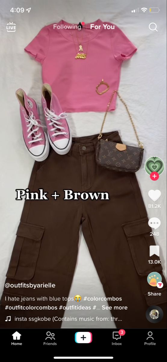 Brown And Pink Combo Outfit, Brown Pants Pink Top Outfit, Cute Outfits With Brown Pants, Brown And Pink Outfit Color Combos, Brown Outfit Color Combos, Brown Color Combos Outfits, How To Style Brown Cargo Pants, Pink And Brown Outfits, Outfits With Brown Pants