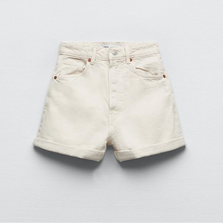 New Zara Shorts New With Tags Size Us 14 Cream Color 100% Cotton Zara Cotton Bottoms With Built-in Shorts, Trendy Beige Short Length Bottoms, Trendy High-waisted Beige Shorts, Chic Cotton Straight Leg Shorts, Chic Straight Leg Cotton Shorts, Summer Beige Cargo Jeans, Zara High-waist Spring Shorts, High Waist Beige Shorts For Spring, Zara High-waist Shorts For Spring