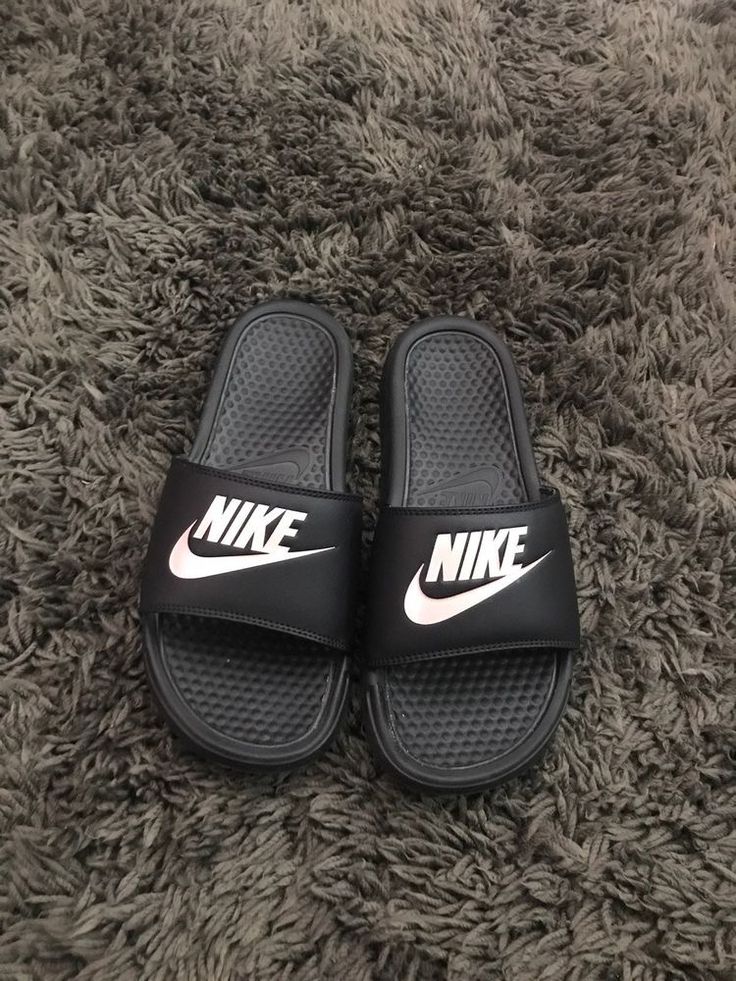 Story Script, Nike Slippers, Nike Sandals, Nike Benassi, Nike Slides, Hype Shoes, Cute Nikes, Size 8 Women, White Nike