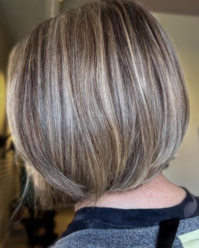 Eye Candy Bronde Bob with See-Through Gray Highlights Brown Hair Short Bob, Brown Hair Short Bob, Gray Highlights Brown Hair, Highlights Brown Hair Short, Bronde Bob, Gray Blending, Subtle Balayage, Hair Adviser, Great Haircuts