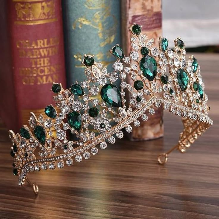 Charming Jewelry Princess Rhinestone Tiaras | Bridelily - Gold Green - tiaras Emerald Green Quinceanera Theme, Quince Crowns, Green Quinceanera Theme, Quinceanera Crown, Wedding Hair Headband, Bride Crown, Crystal Bridal Tiaras, Quinceanera Themes, Bridal Headwear