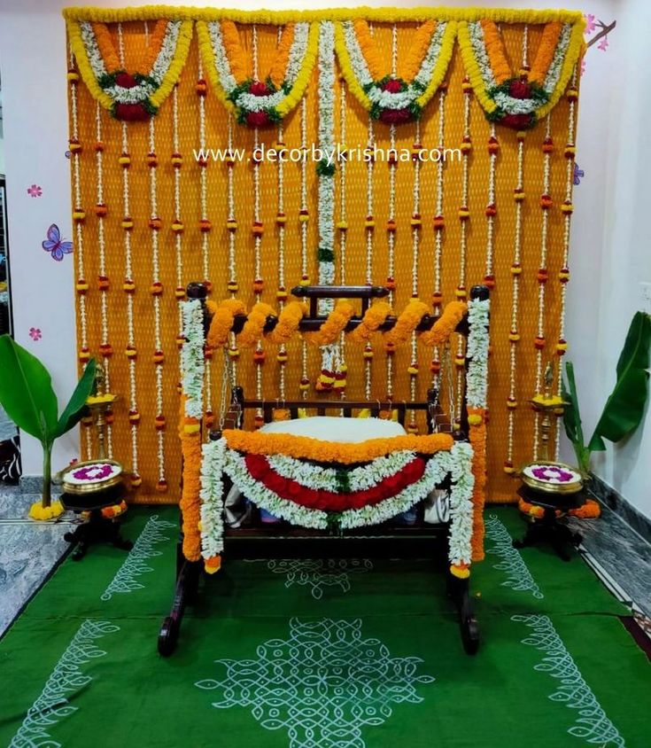 Cradle Ceremony 21st Day Decoration Ideas Indian, Palna Decoration, Cradle Decoration, Indian Baby Shower Decorations, Naming Ceremony Decoration, Simple Stage Decorations, Birthday Decorations At Home, Cradle Ceremony, Shower Photography