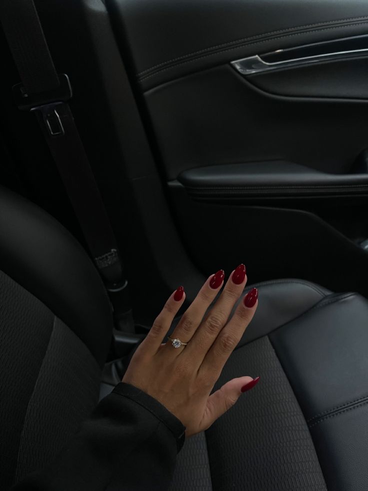 September Nail Aesthetic, Nail Inspo February 2024, Simple Winter Nails Coffin, London Aesthetic Nails, Deep Red Oval Nails, Cherry Oval Nails, Soft Tip Nails, Dark Red Nails Brown Skin, Dark Red Nails Medium Length