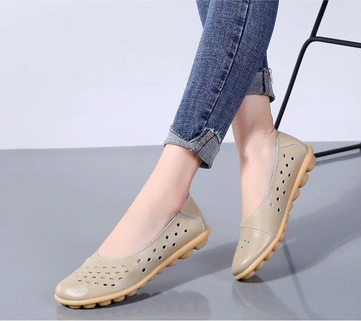 Lisa Flats – Ultra Seller Shoes Shoes For Ladies, Shoes Beige, Flats Online, Winter Ankle Boots, Fashion Grunge, Lace Up Flats, Beige Shoes, Pointed Toe Flats, Shoes Loafers