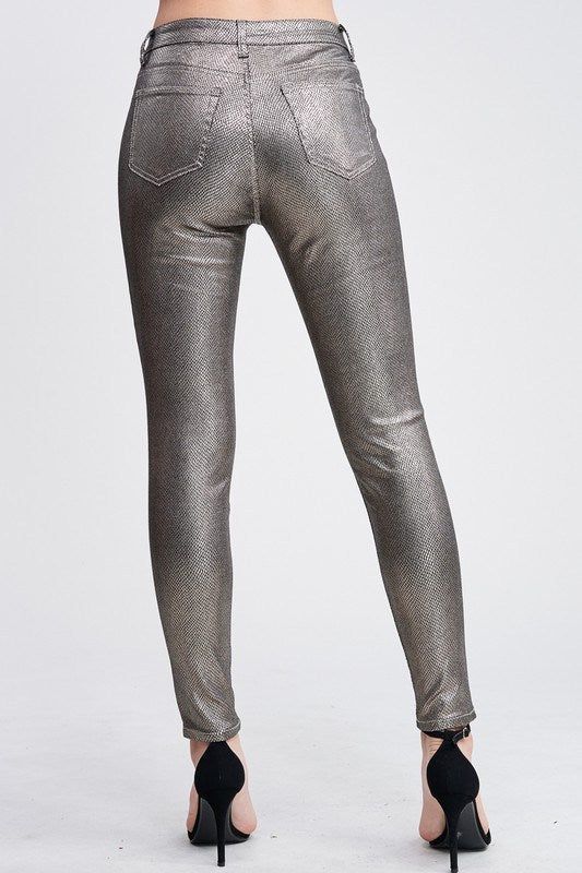 Metallic Silver Scale Pants, Denim Brand. Wear these for all events!!. Are you ready to turn heads, because its gonna happen!! cotton/spandex. Vibe Tribe, Pants Denim, Hippie Vibes, Denim Branding, Cotton Spandex, Fashion Boutique, Grey Jean, 9 And 10, Chic Style