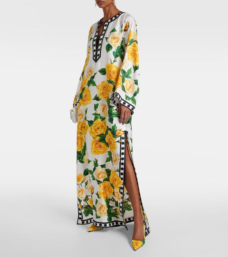 Floral silk kaftan in white - Dolce Gabbana | Mytheresa Silk Kaftan With Floral Print And V-neck, Chic Long Silk Kaftan, Elegant Silk Kaftan For Spring, Elegant Silk Floral Print Kaftan, Chic Long Sleeve Silk Kaftan, White Silk Kaftan For Spring, White Silk Kaftan With Floral Print, Outfit Ideas Floral, Chiffon Kaftan