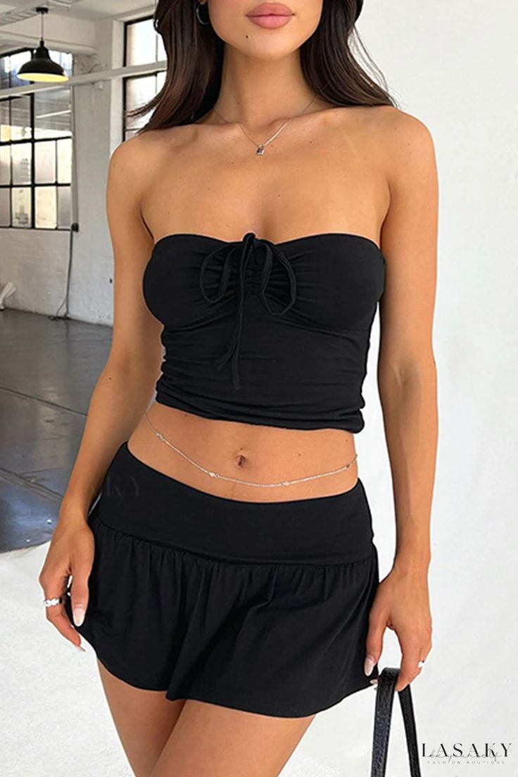 Lasaky - Chic Solid Two-Piece Ensemble with Drawstring Waist and Strapless, Sleeveless Design Mini Skirt Summer Outfit, Sporty Skirt, Y2k Sporty, Mini Skirt Summer, Beach Holiday Dresses, Set Outfits, Wide Leg Dress Pants, Tube Tops, Skirt Summer