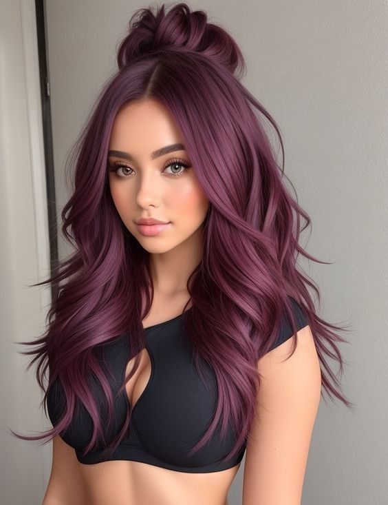 Pelo Color Vino, Plum Hair, Perfect Hair Color, Bold Hair Color, Violet Hair, Hair Color Burgundy, Hair Color For Brunettes, Color For Brunettes, Gorgeous Hair Color