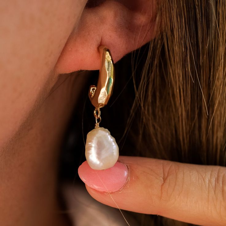 Mila Pearl Hoop Earrings – Wander + Lust Jewelry