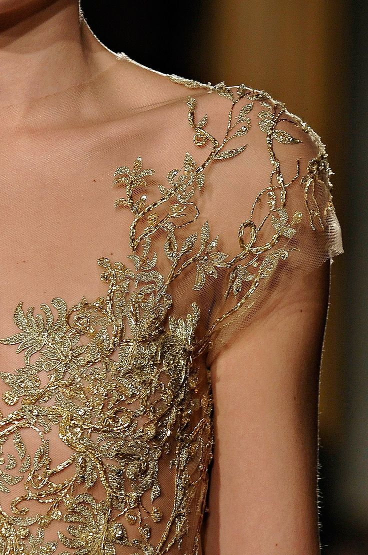 Marchesa Couture Details, Gold Embroidery, Gorgeous Gowns, Marchesa, Vintage Tea, Beautiful Gowns, Fashion Details, Dress Details, Couture Fashion