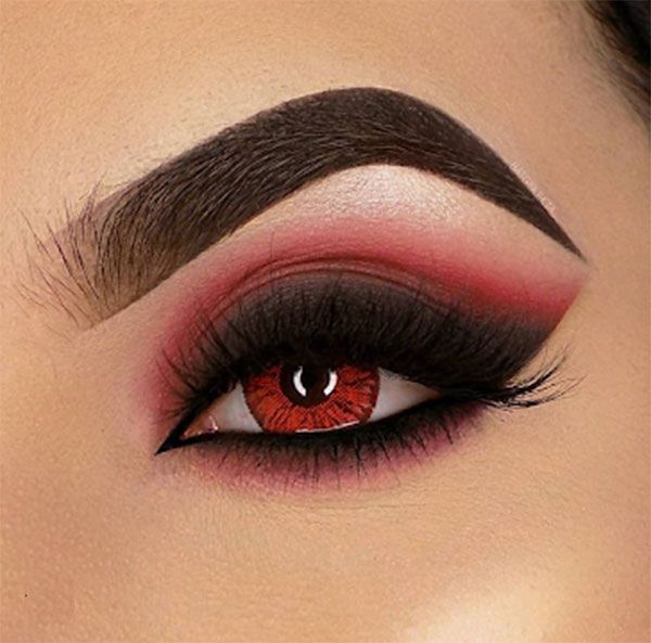 Sigma Beauty by @batgirlekta using Enchanted Eyeshadow Palette, #sigmabeauty, #sigmabrushes, #halloween, #redeye Nem Halloween Makeup, Carnaval Make-up, Vampire Makeup Halloween, Devil Makeup, Halloweenský Makeup, Vampy Makeup, Red Eye Makeup, Vampire Makeup, Halloween Eye Makeup