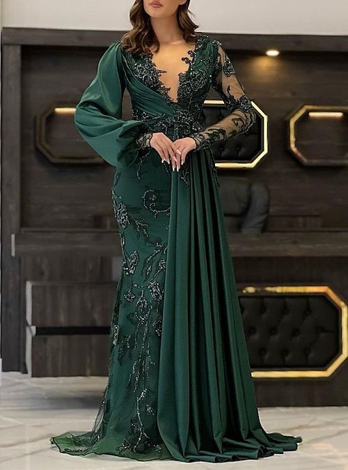 Prom Gown Elegant, Green Mermaid Prom Dress, Dress Formal Wedding Guest, Formal Wedding Guests, Luxurious Dresses, Gown Elegant, Mermaid Evening Gown, Evening Dresses Online, Fall Wedding Guest